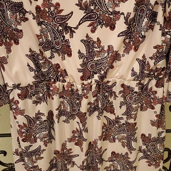 CATO Paisley Cold-Shoulder Dress - Size Large - Picture 8 of 9